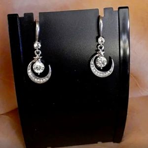 925 Sterling Silver Plated White Zircon Stone Earrings